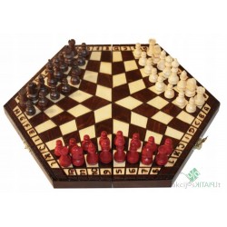 Šachmatų žaidimas trims asmenims